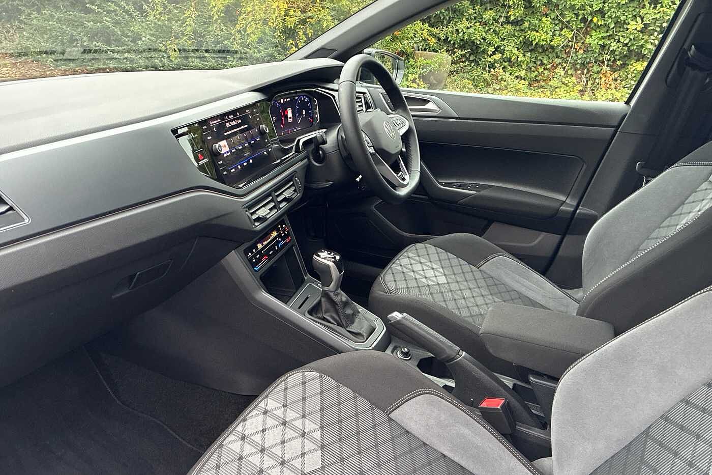 Used Volkswagen Polo 2025 for sale - 76248506: Photo 2