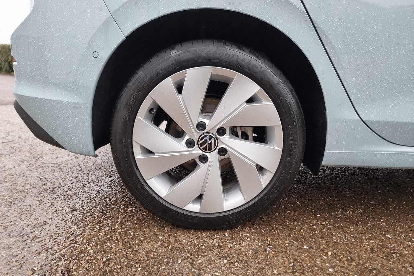 Used Volkswagen Golf 2025 for sale - 76800389: Photo 5