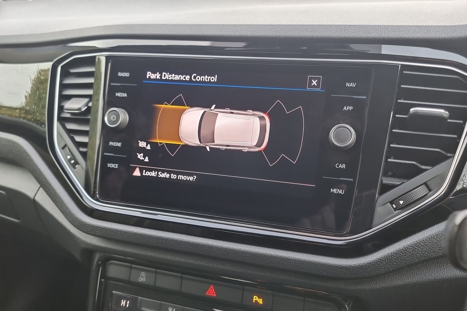 Used Volkswagen T-Roc 2021 for sale - 76800414: Photo 11