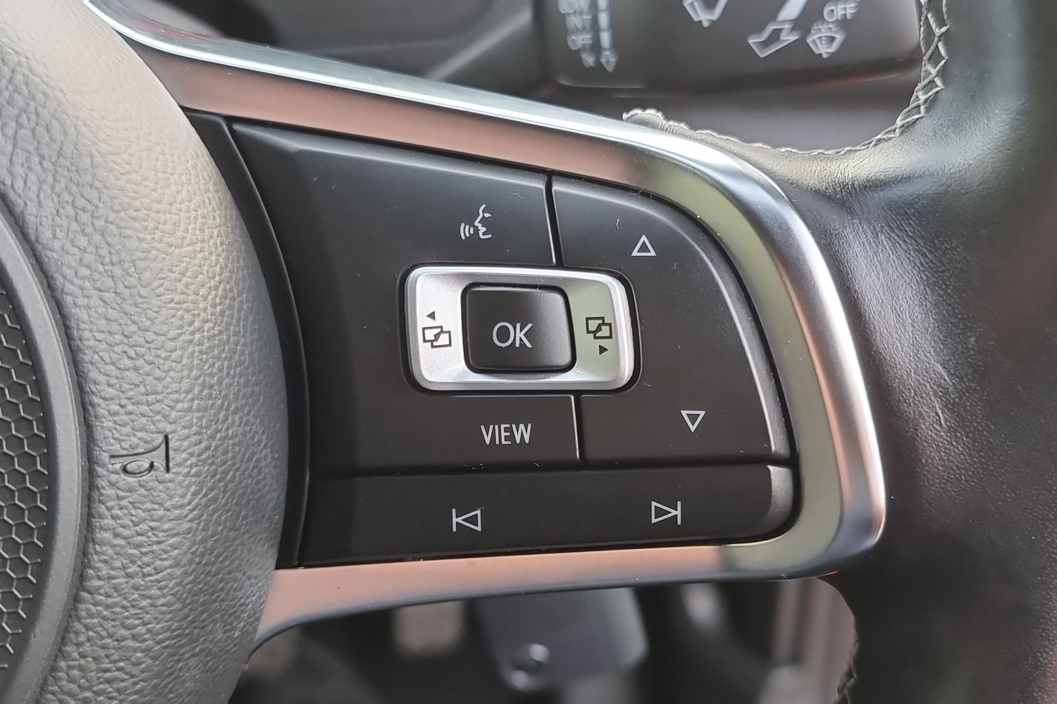 Used Volkswagen T-Roc 2021 for sale - 76800414: Photo 14