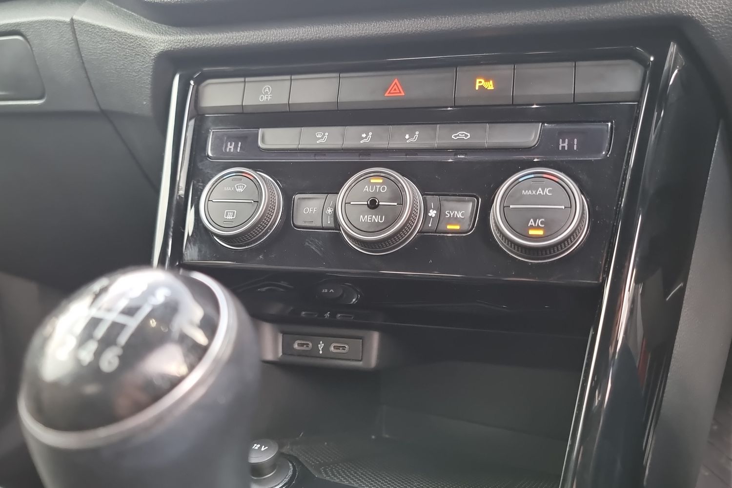 Used Volkswagen T-Roc 2021 for sale - 76800414: Photo 16