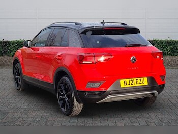 Used Volkswagen T-Roc 2021 for sale - 76800414: Photo