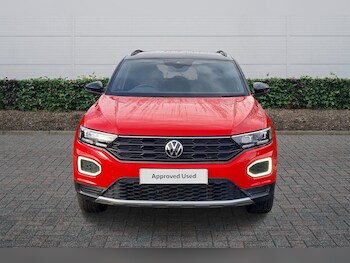Used Volkswagen T-Roc 2021 for sale - 76800414: Photo