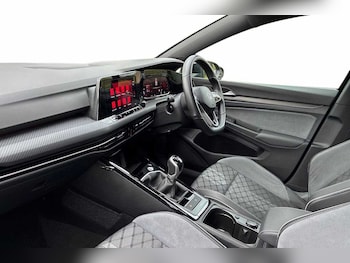 Used Volkswagen Golf 2023 for sale - 78363728: Photo