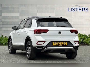 Used Volkswagen T-Roc 2023 for sale - 76434313: Photo