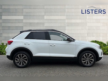 Used Volkswagen T-Roc 2023 for sale - 76434313: Photo