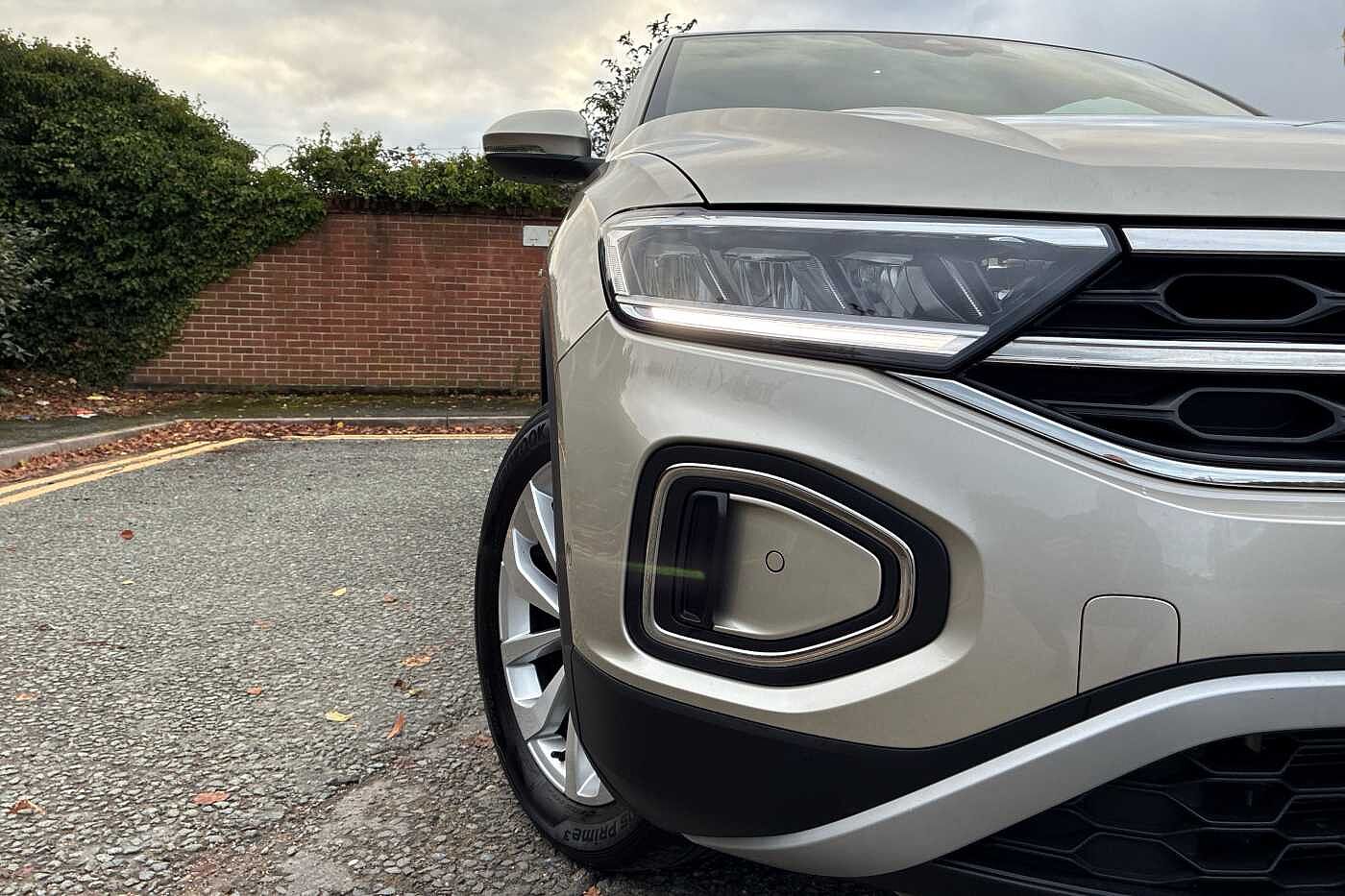 Used Volkswagen T-Roc 2023 for sale - 76350508: Photo 13