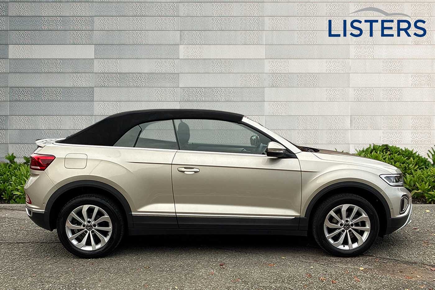 Used Volkswagen T-Roc 2023 for sale - 76350508: Photo 4