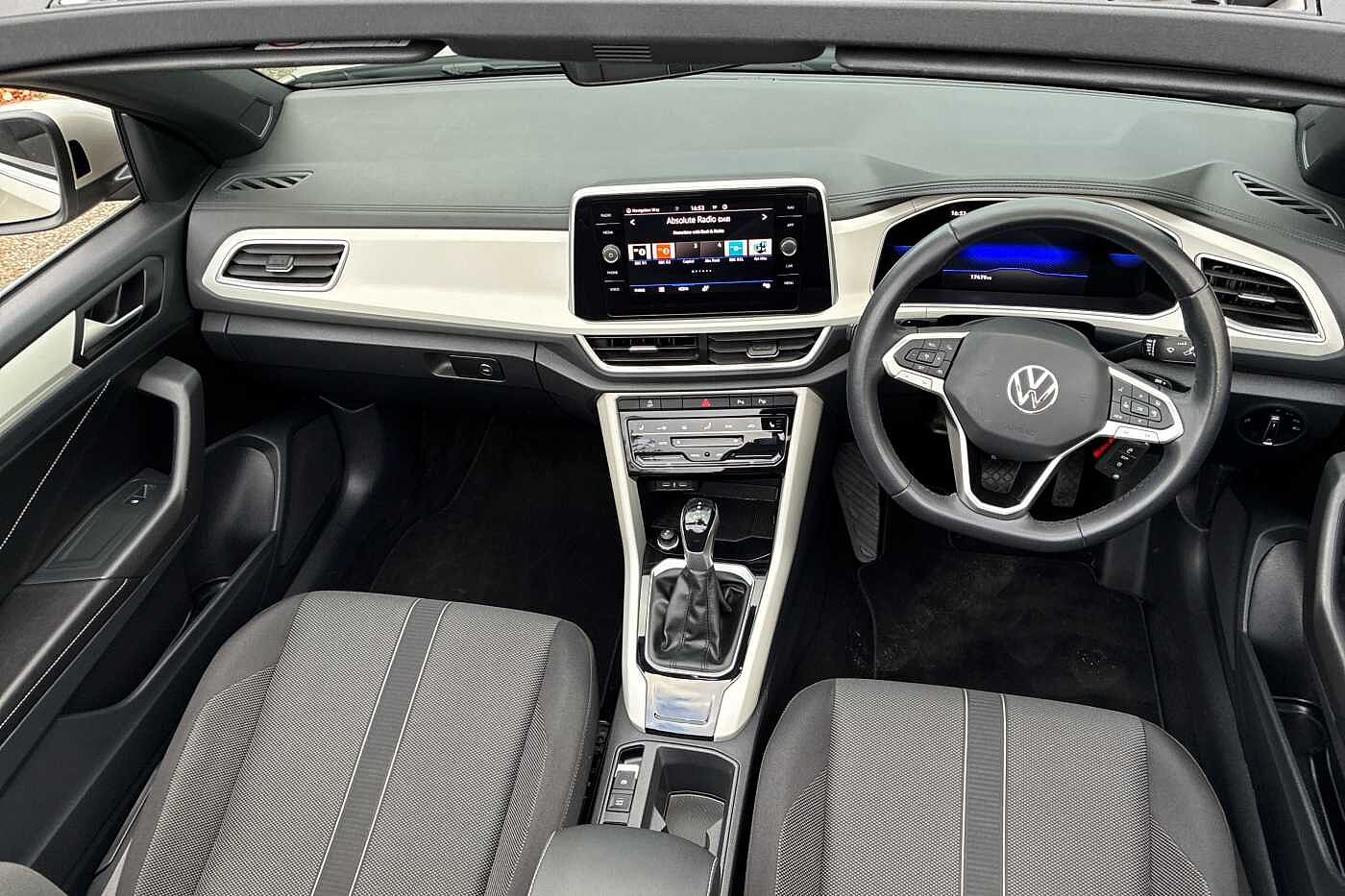 Used Volkswagen T-Roc 2023 for sale - 76350508: Photo 8