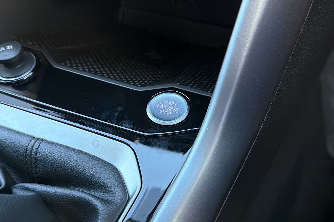 Used Volkswagen T-Roc 2025 for sale - 77177522: Photo 18