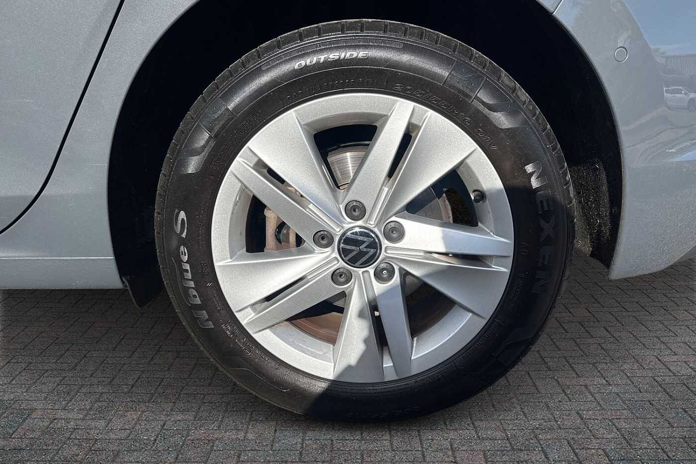 Used Volkswagen Golf 2023 for sale - 78021744: Photo 5