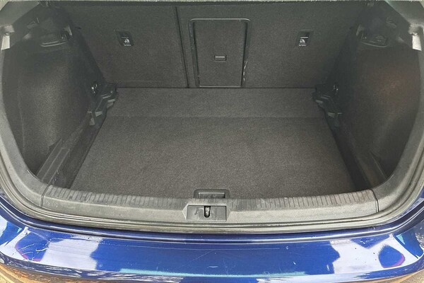 Used Volkswagen Golf 2019 for sale - 76190604: Photo 15