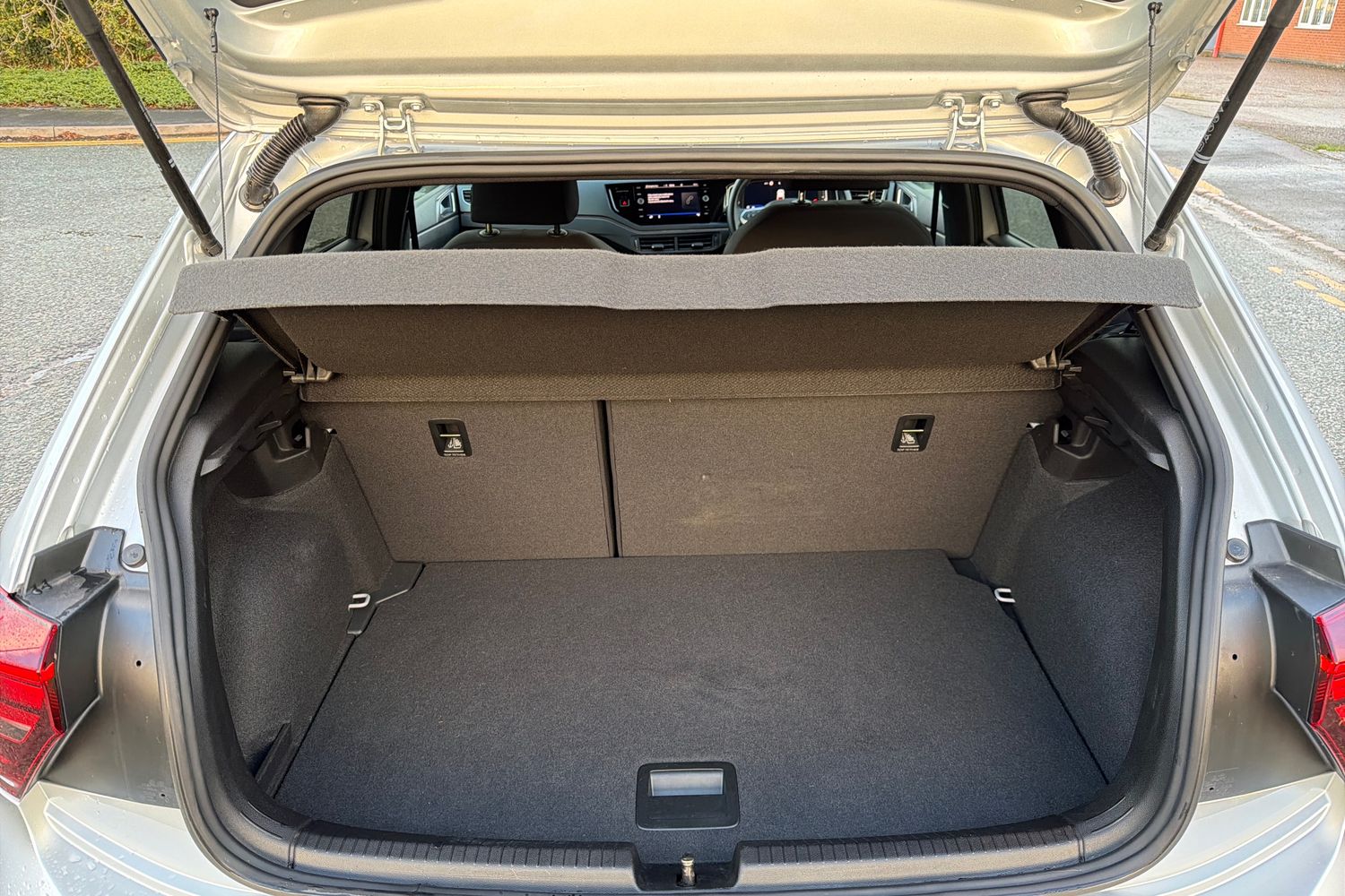 Used Volkswagen Polo 2024 for sale - 76800367: Photo 10