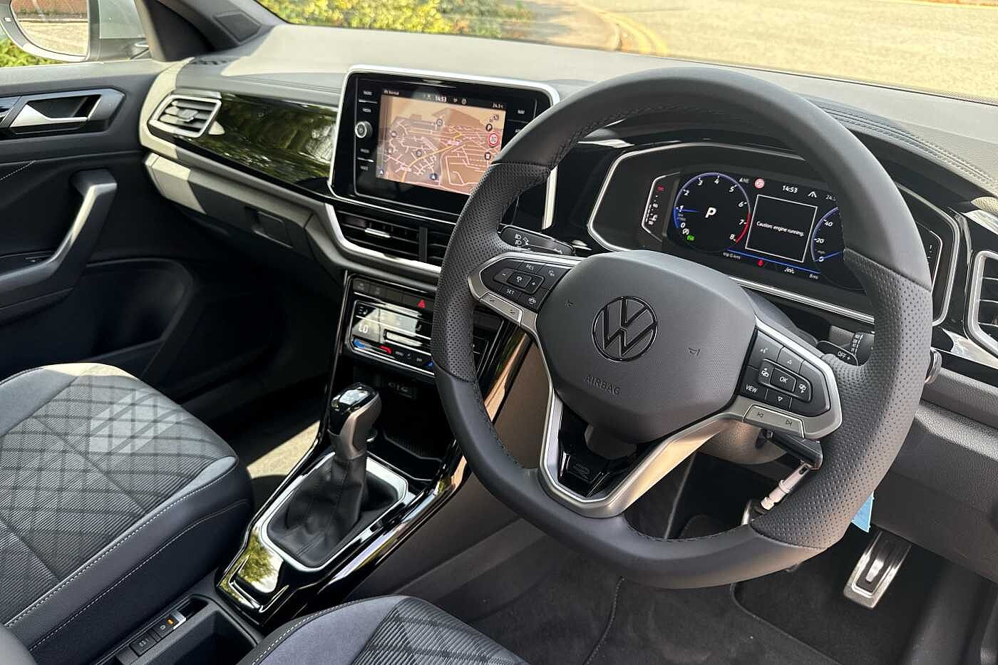 Used Volkswagen T-Roc 2025 for sale - 76111119: Photo 6