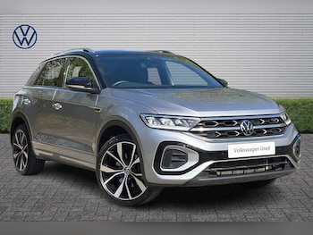 Used Volkswagen T-Roc 2023 for sale - 78220636: Photo