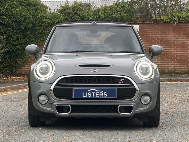Used MINI Convertible 2018 for sale - 76139739: Photo 10