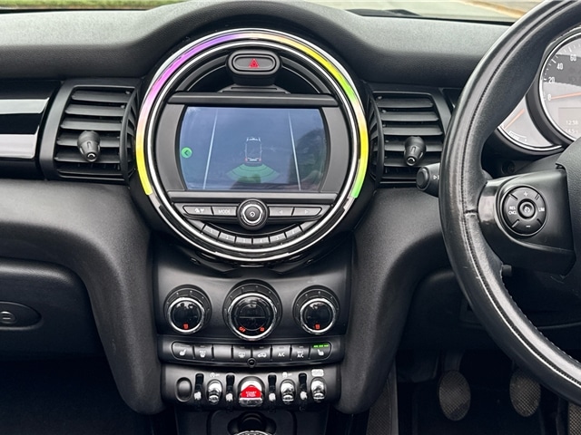 Used MINI Convertible 2018 for sale - 76139739: Photo 5