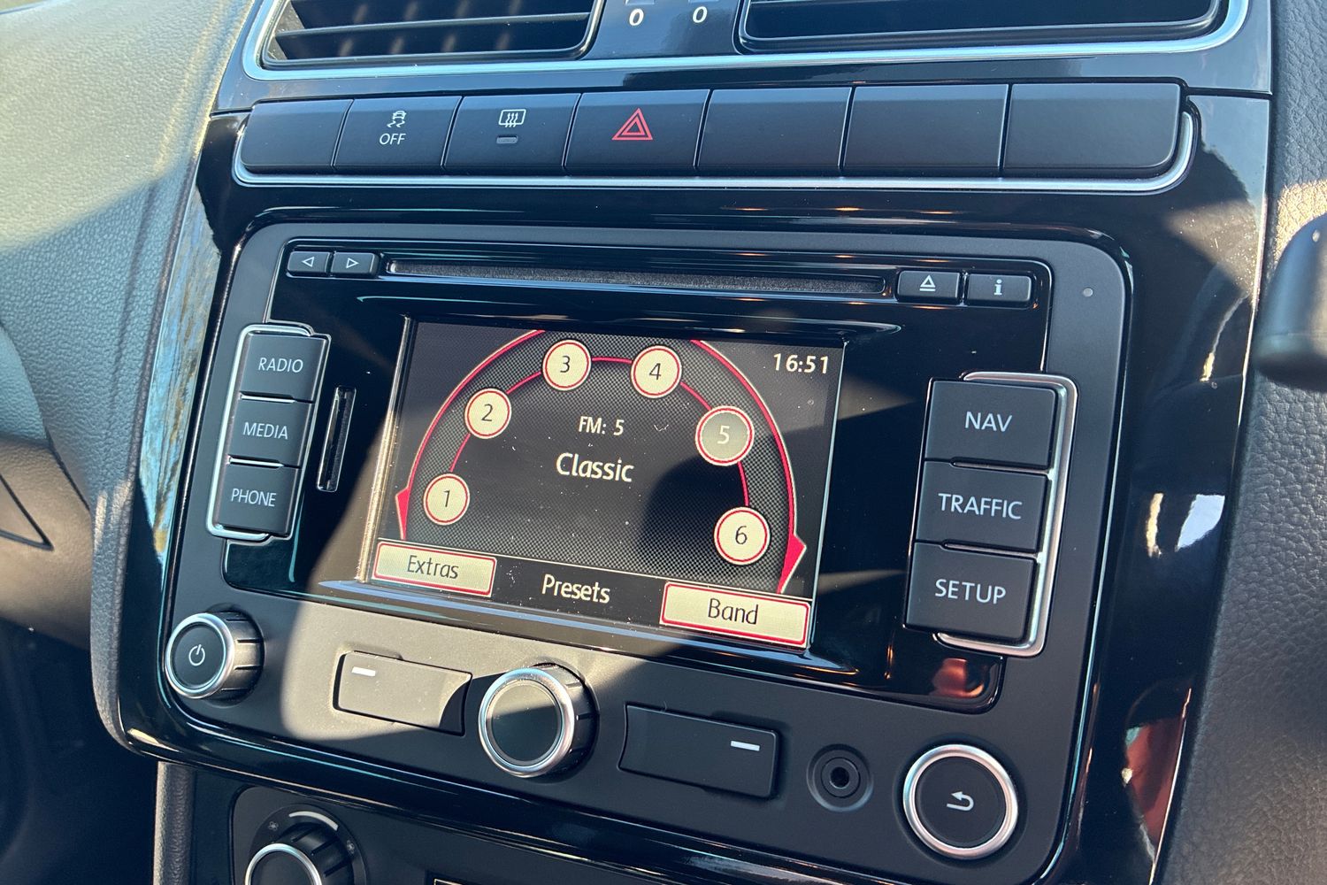 Used Volkswagen Polo 2012 for sale - 77941573: Photo 11