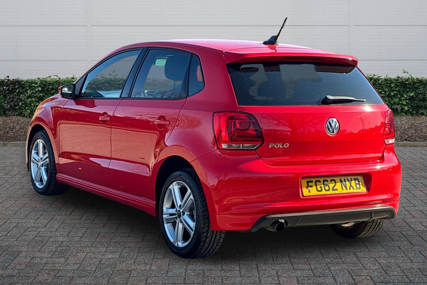 Used Volkswagen Polo 2012 for sale - 77941573: Photo 2