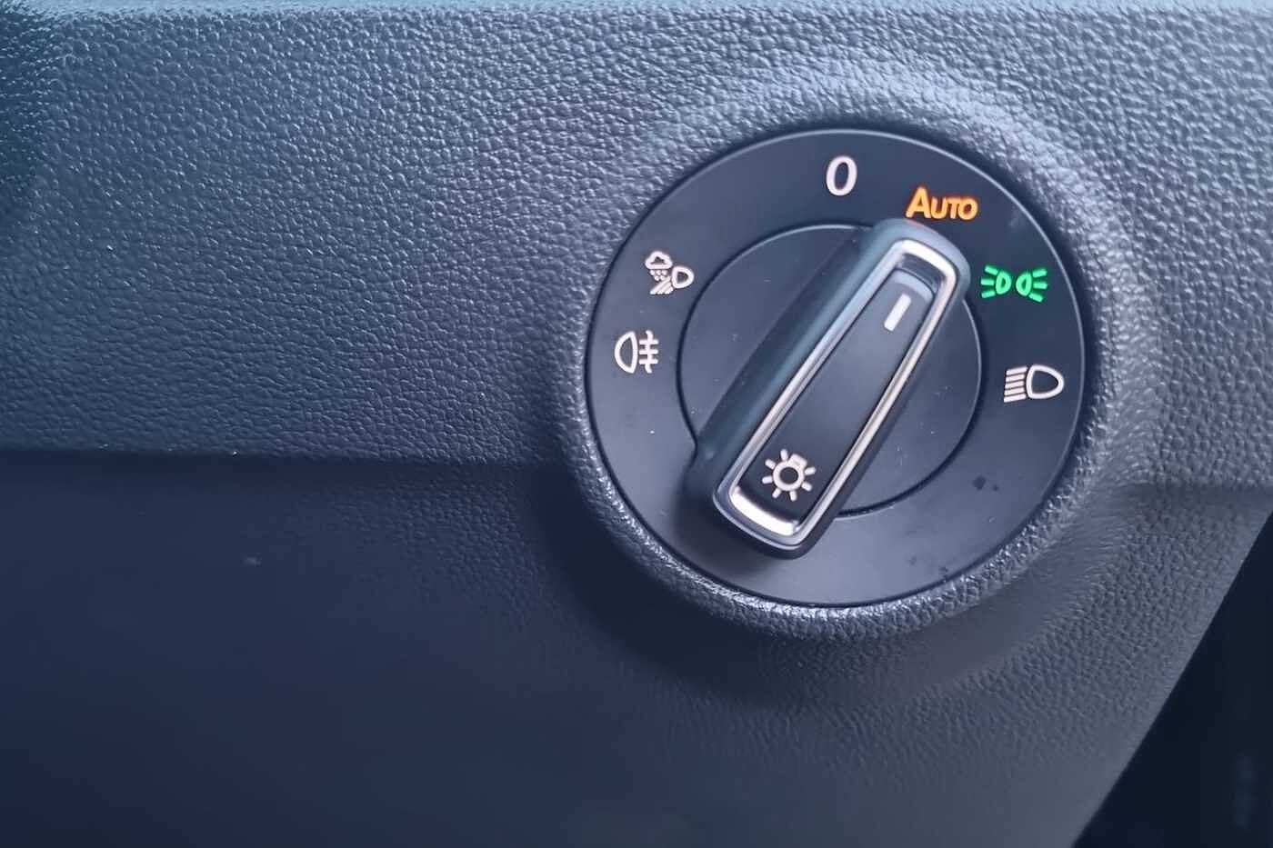 Used Volkswagen T-Roc 2024 for sale - 77176839: Photo 18