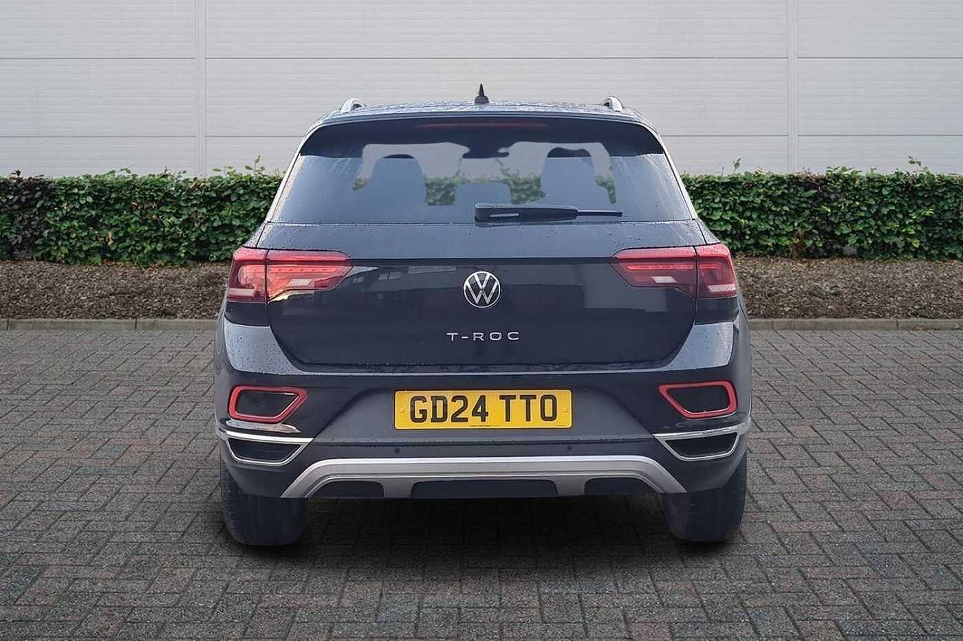 Used Volkswagen T-Roc 2024 for sale - 77176839: Photo 8