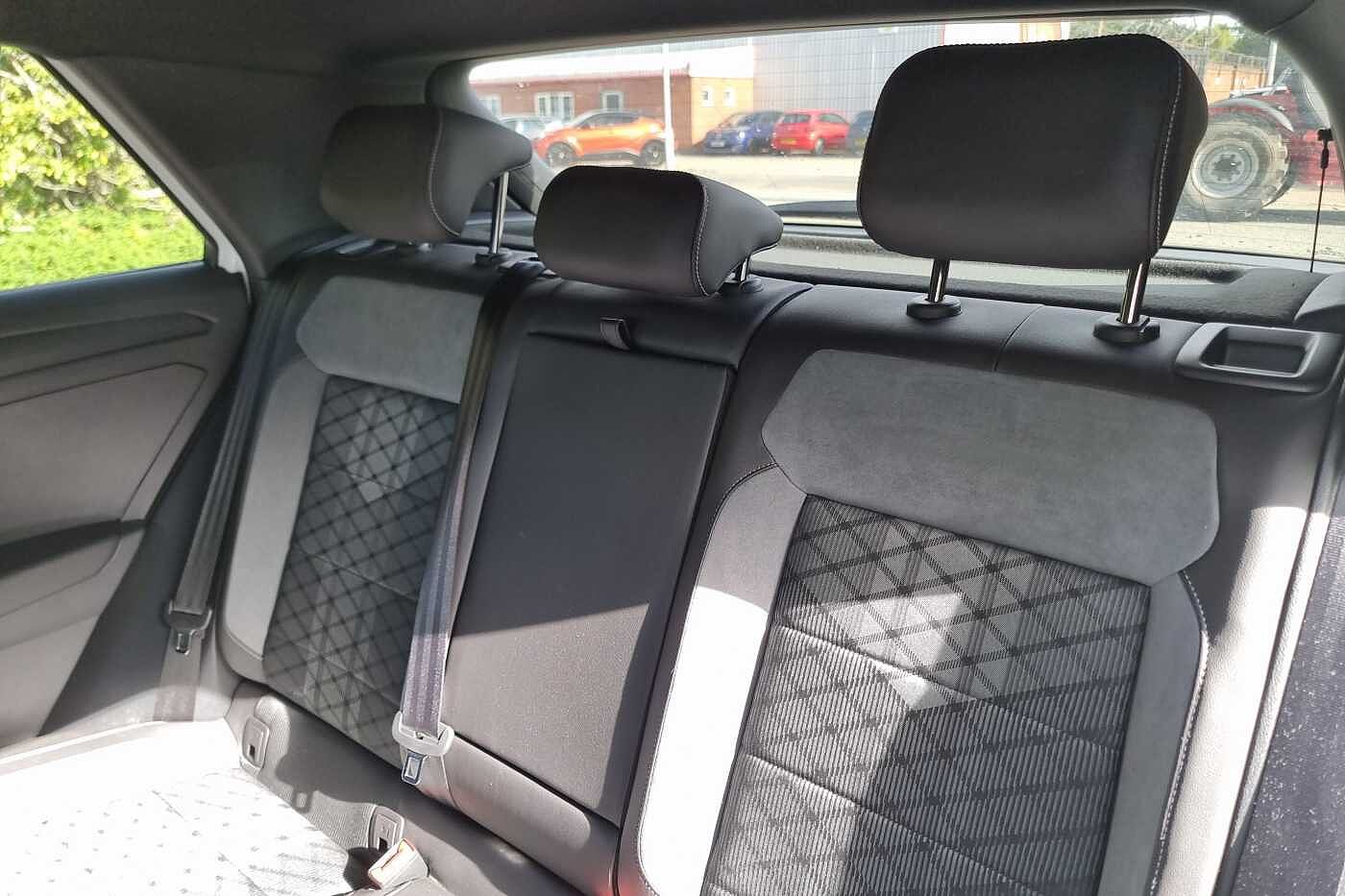 Used Volkswagen T-Roc 2022 for sale - 76110780: Photo 11