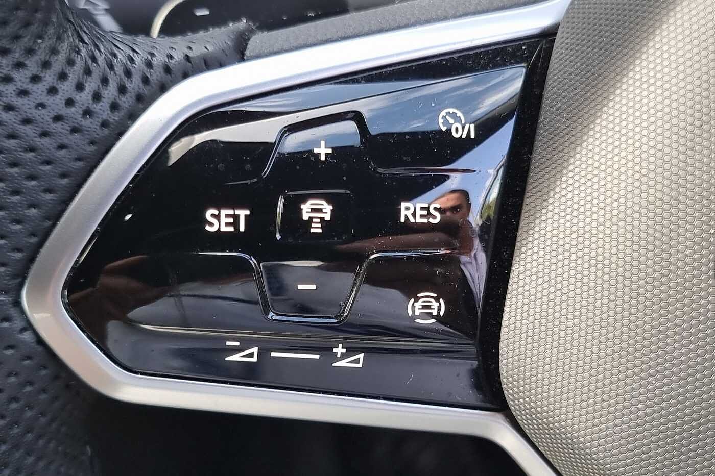 Used Volkswagen T-Roc 2022 for sale - 76110780: Photo 13