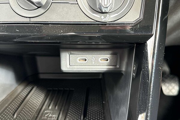 Used Volkswagen T-Cross 2025 for sale - 76139817: Photo 14