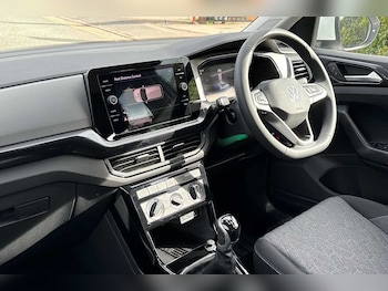 Used Volkswagen T-Cross 2025 for sale - 76139817: Photo 2