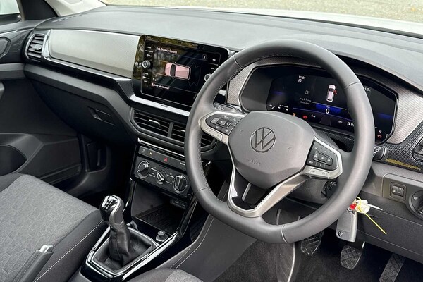 Used Volkswagen T-Cross 2025 for sale - 76139817: Photo 6