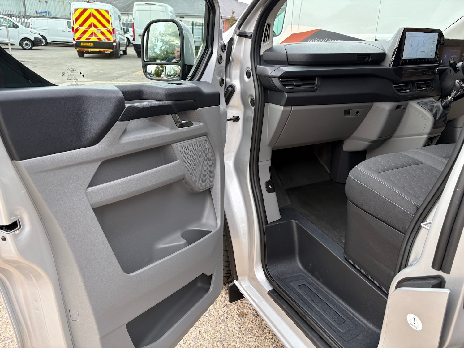 Used Ford Transit Custom 2024 for sale - 76116658: Photo 11