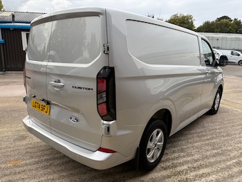 Used Ford Transit Custom 2024 for sale - 76116658: Photo