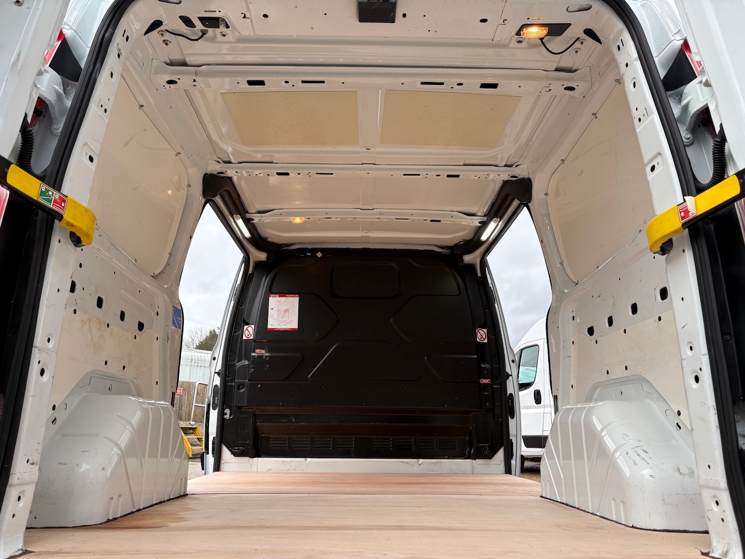 Used Ford Transit Custom 2018 for sale - 77025649: Photo 10