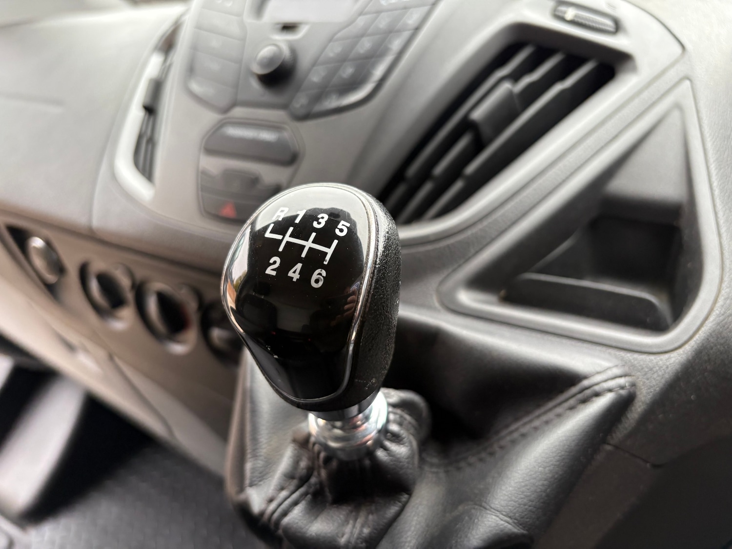 Used Ford Transit Custom 2015 for sale - 76288658: Photo 16