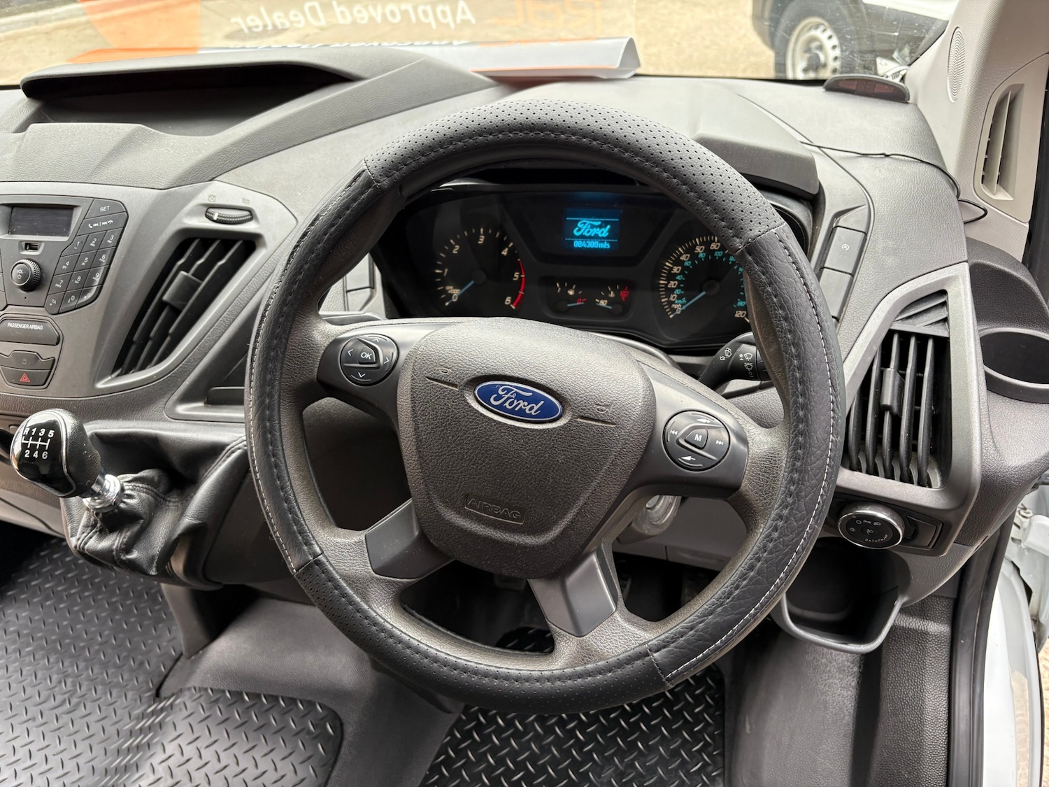 Used Ford Transit Custom 2015 for sale - 76288658: Photo 18