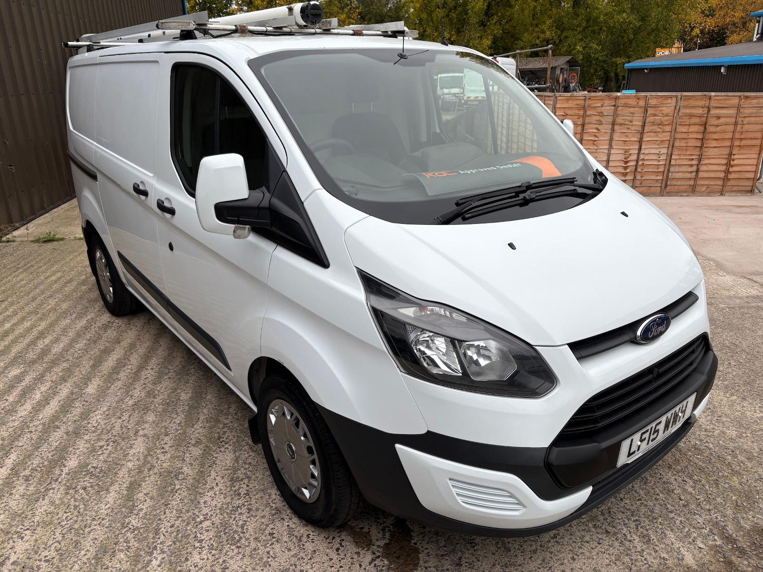 Used Ford Transit Custom 2015 for sale - 76288658: Photo 3