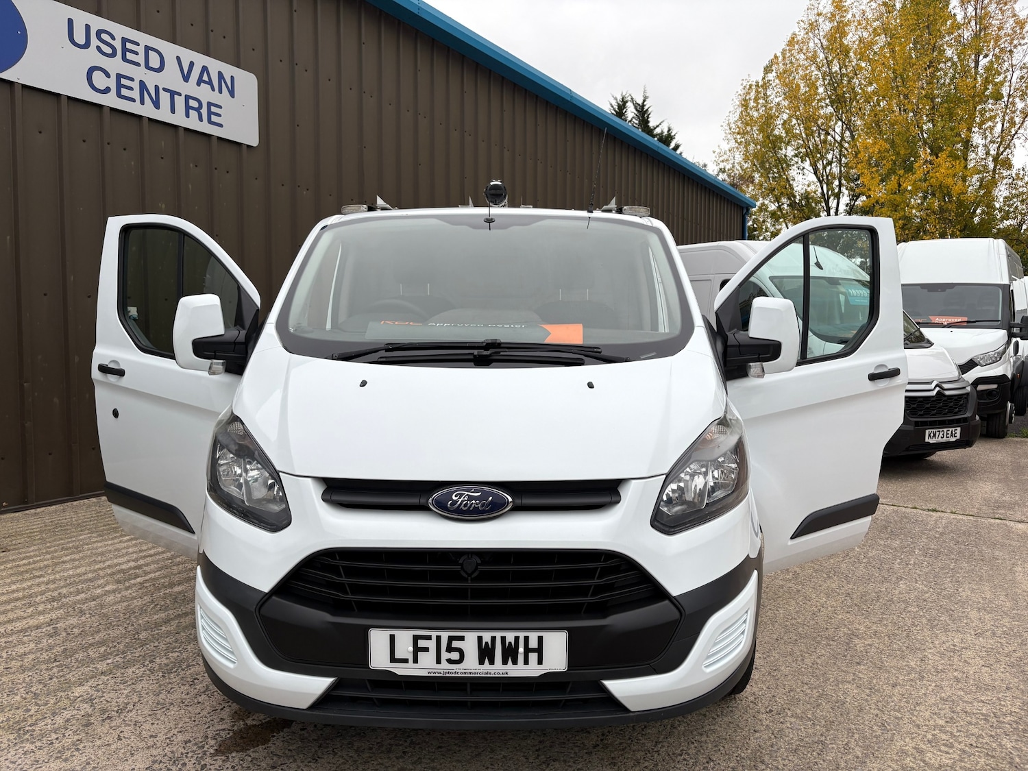 Used Ford Transit Custom 2015 for sale - 76288658: Photo 8