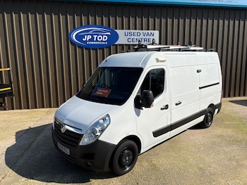 Vauxhall Movano feature image