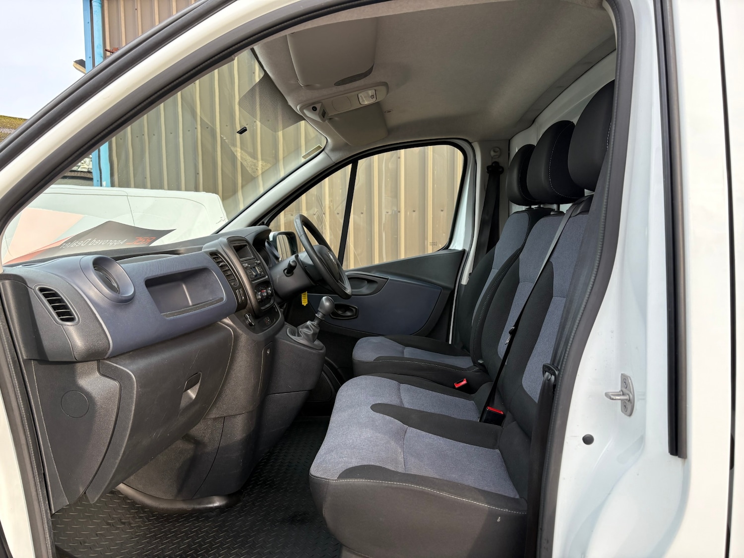 Used Vauxhall Vivaro 2018 for sale - 77199217: Photo 12