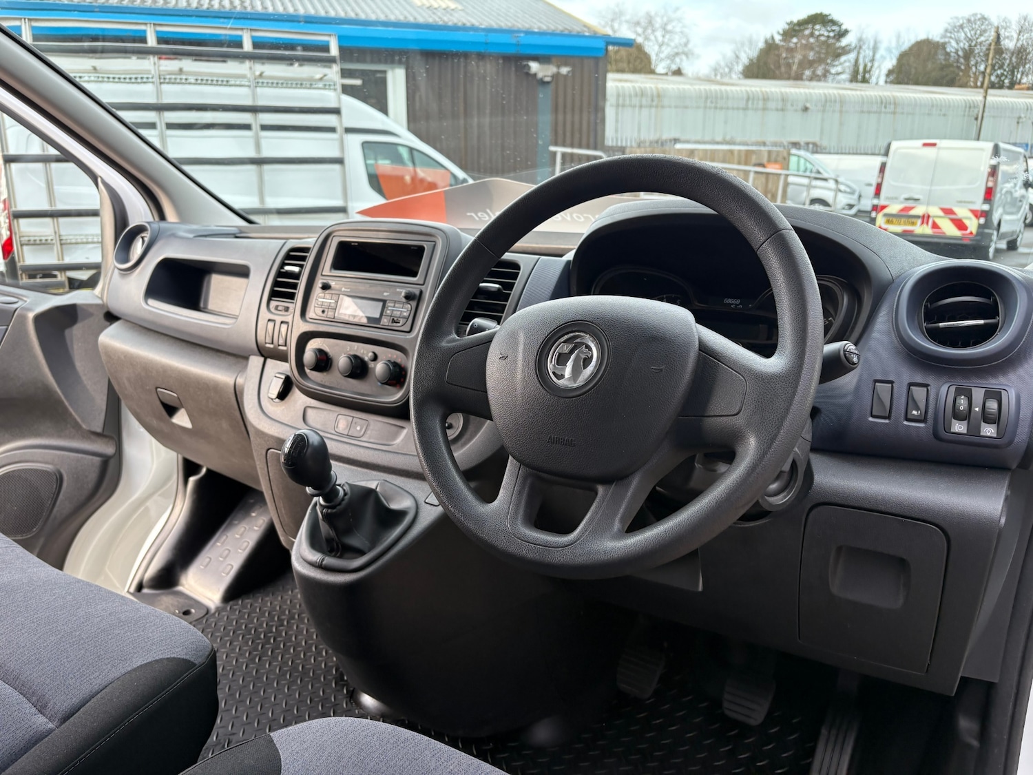 Used Vauxhall Vivaro 2018 for sale - 77199217: Photo 16