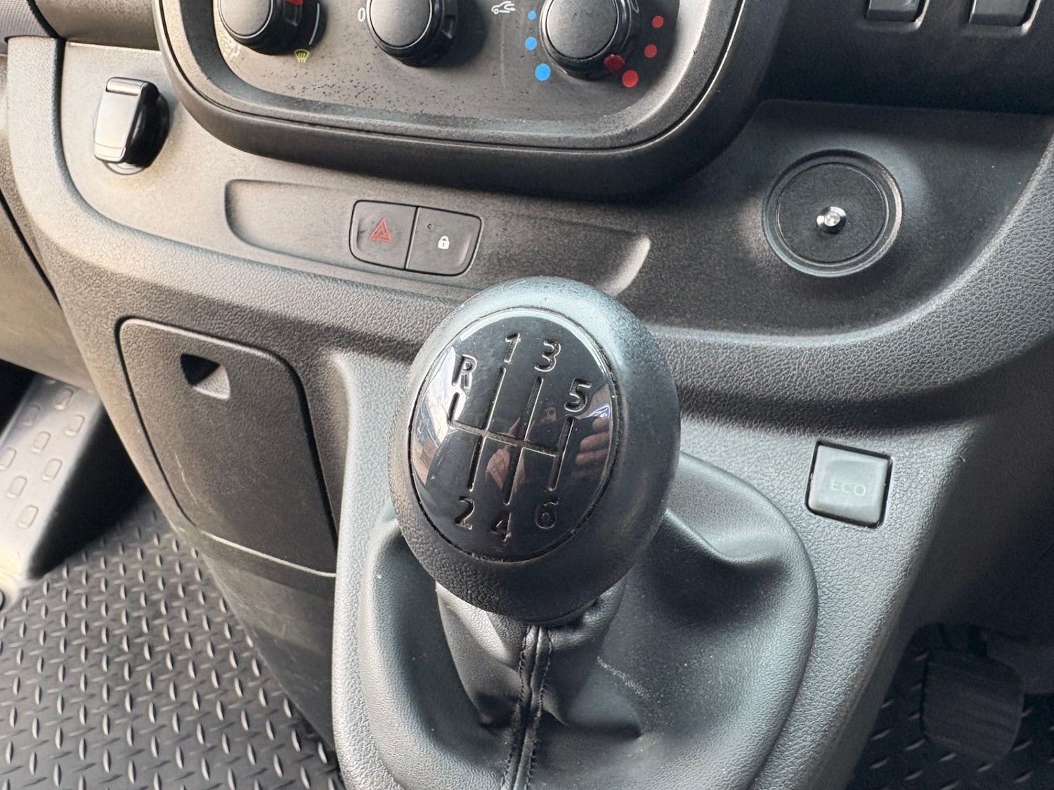 Used Vauxhall Vivaro 2018 for sale - 77199217: Photo 17