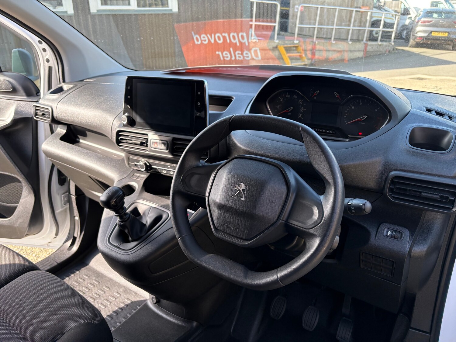 Used Peugeot Partner 2023 for sale - 77677244: Photo 15