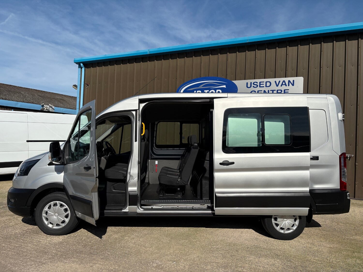 Used Ford Transit 2024 for sale - 78153186: Photo 8