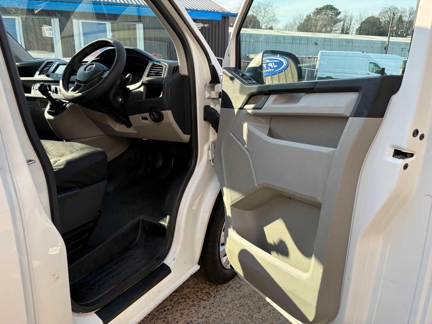 Used Volkswagen Transporter 2020 for sale - 78054452: Photo 13