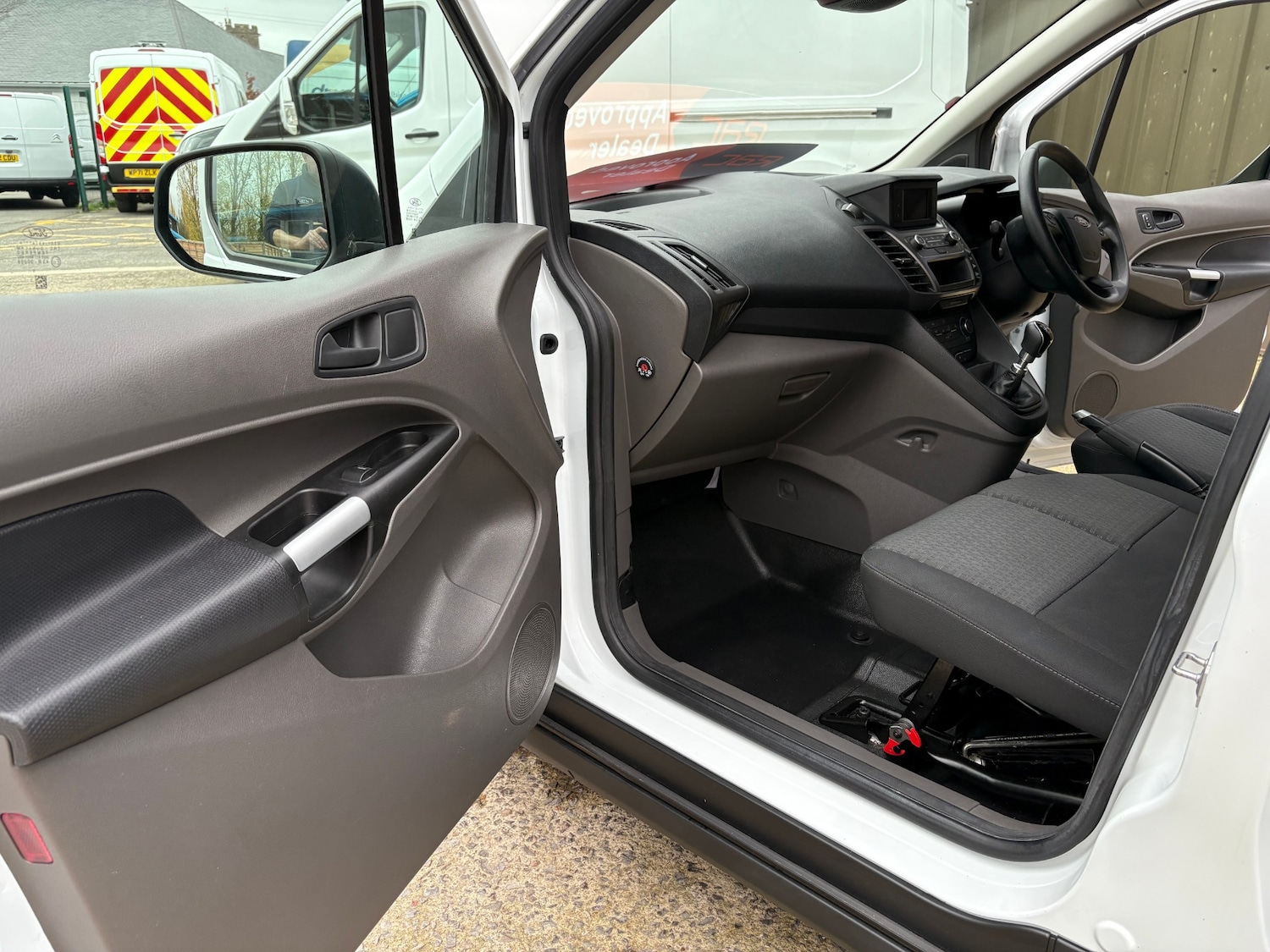 Used Ford Transit Connect 2020 for sale - 76427866: Photo 12