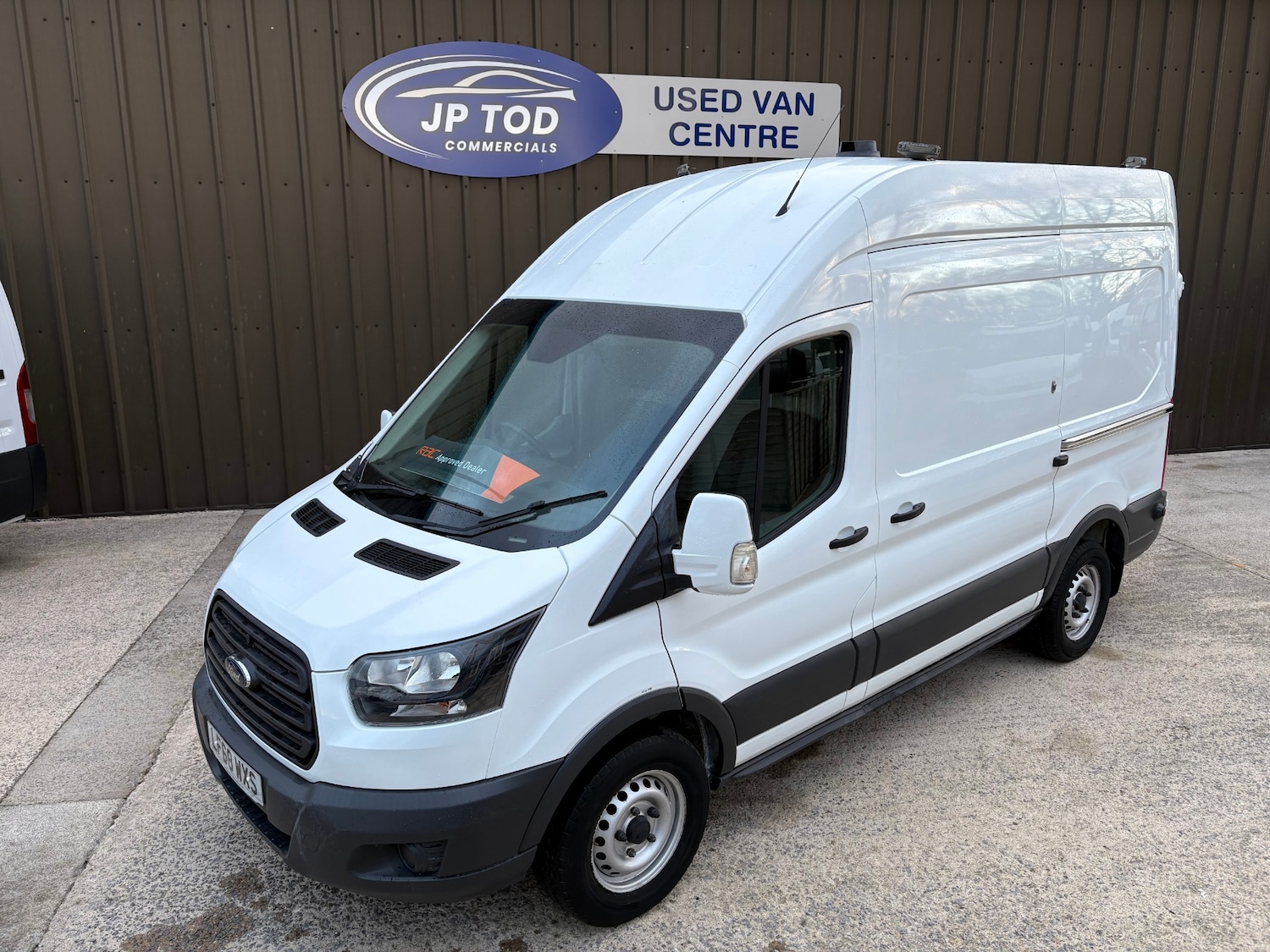 Used Ford Transit 2018 for sale - 76627196: Photo 1