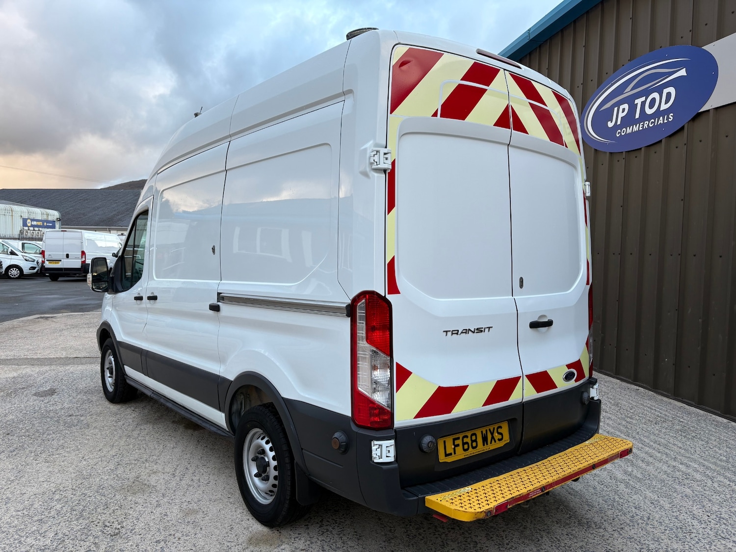 Used Ford Transit 2018 for sale - 76627196: Photo 6