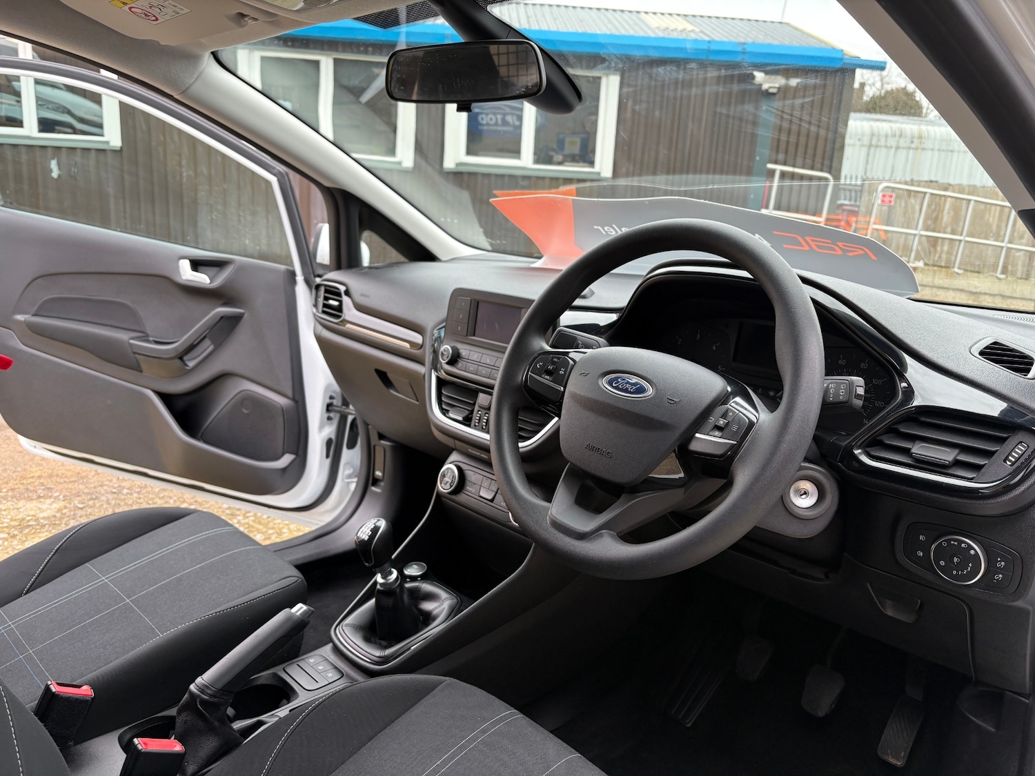 Used Ford Fiesta 2019 for sale - 77989400: Photo 15