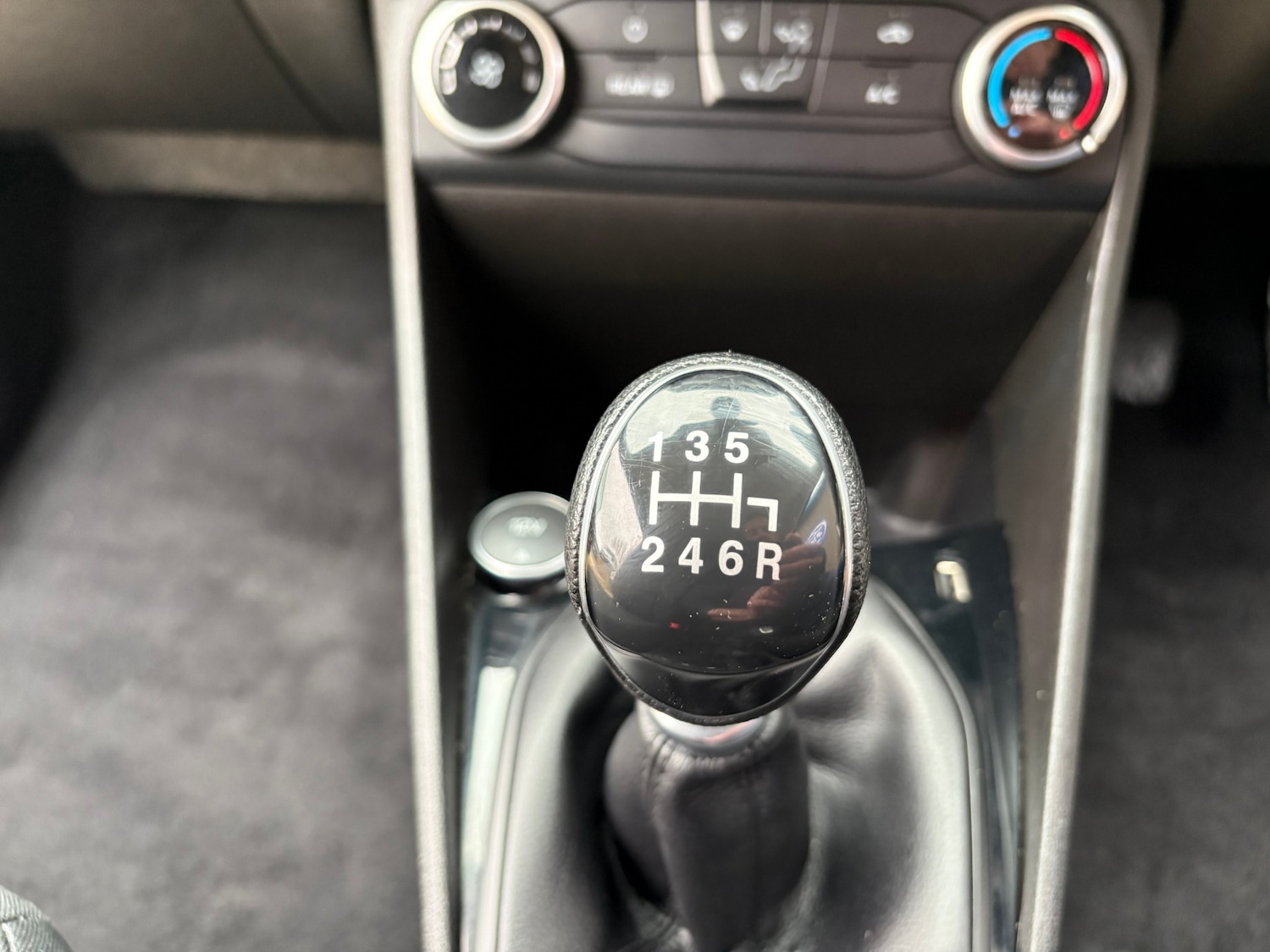 Used Ford Fiesta 2019 for sale - 77989400: Photo 16