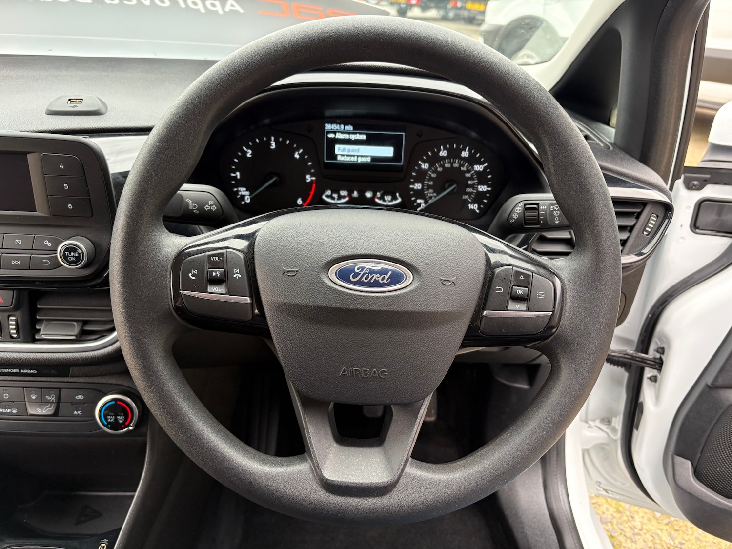 Used Ford Fiesta 2019 for sale - 77989400: Photo 19